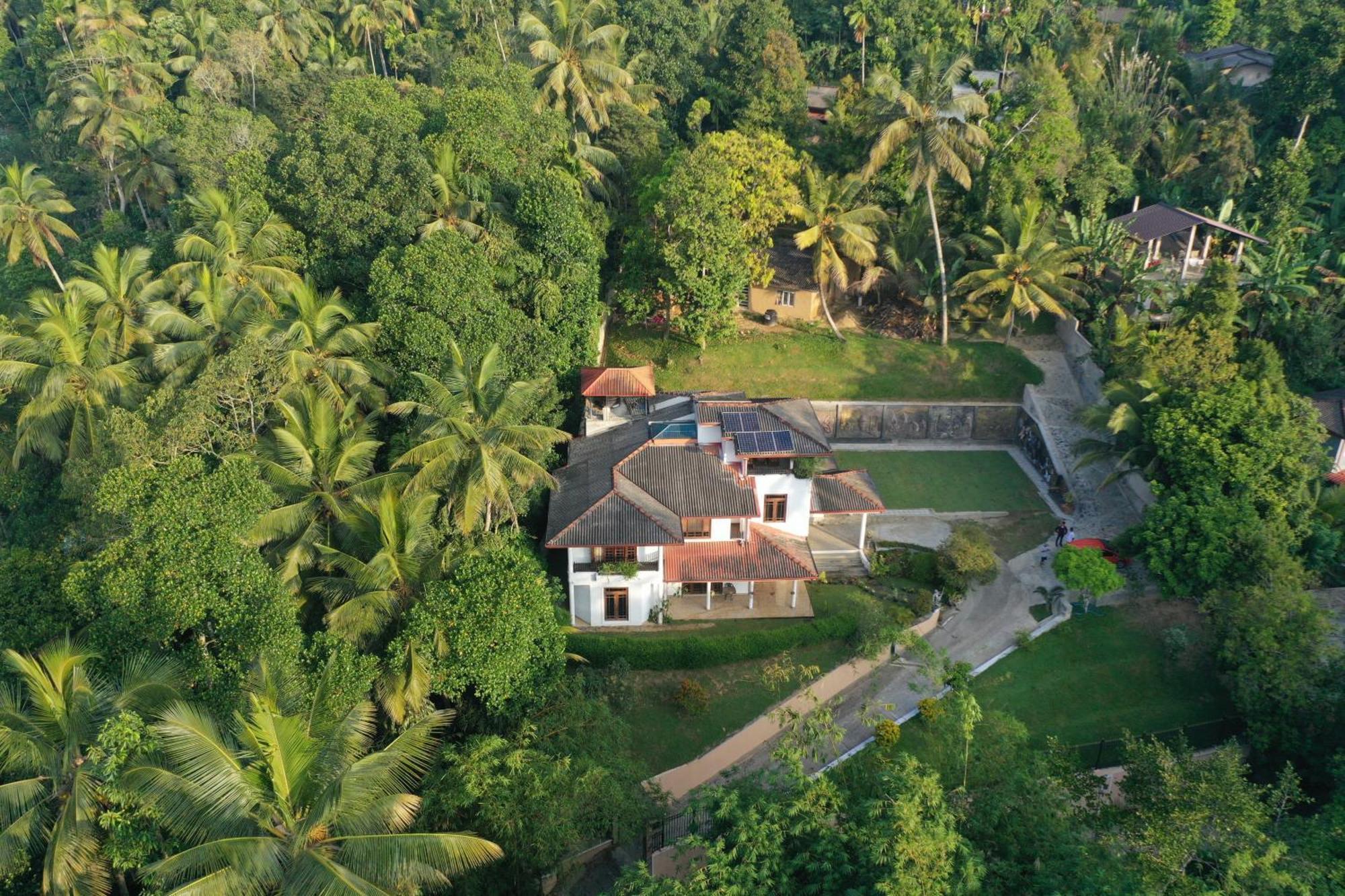 Heaven Palace Kandy Bagian luar foto