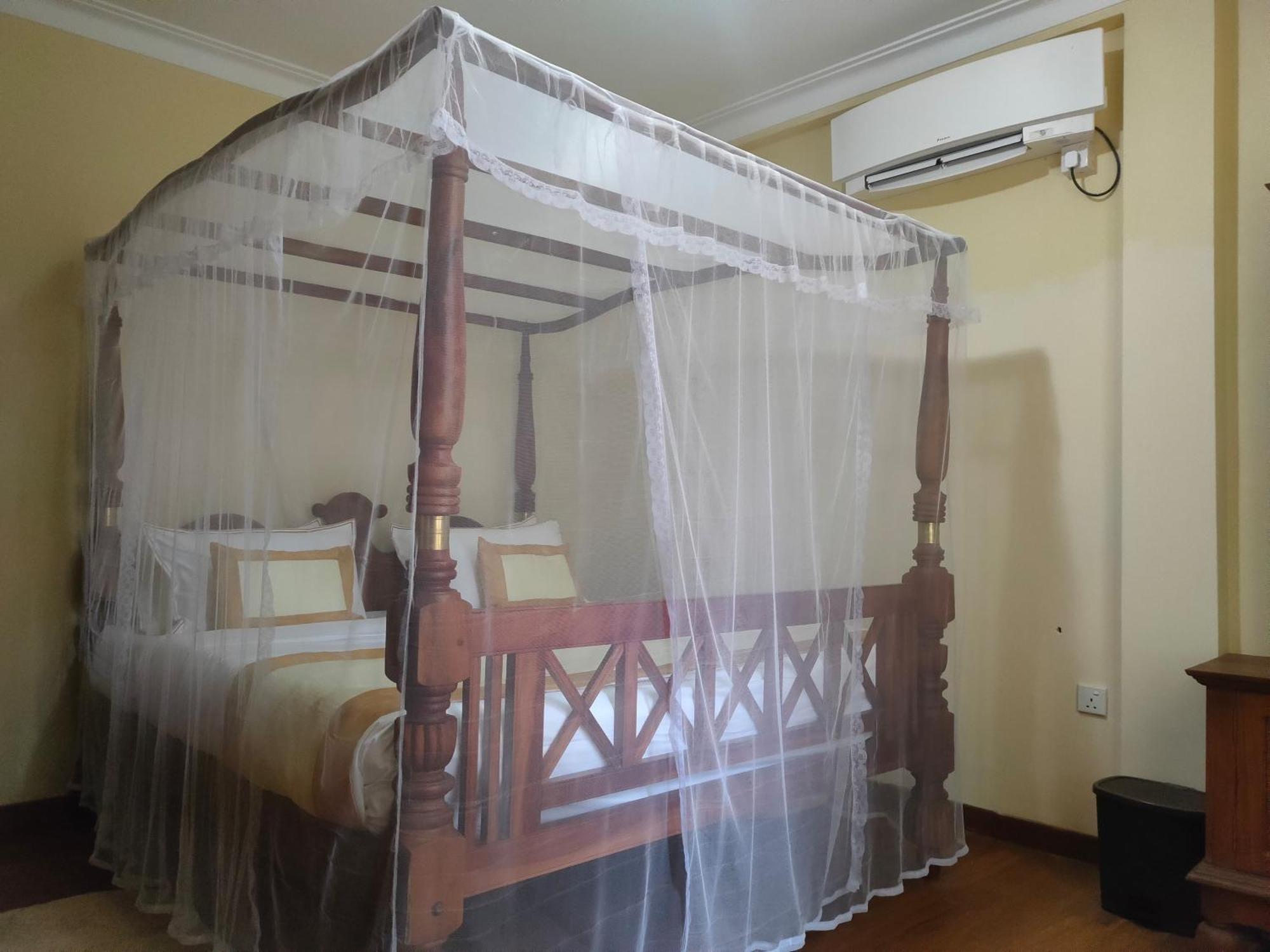 Heaven Palace Kandy Bagian luar foto