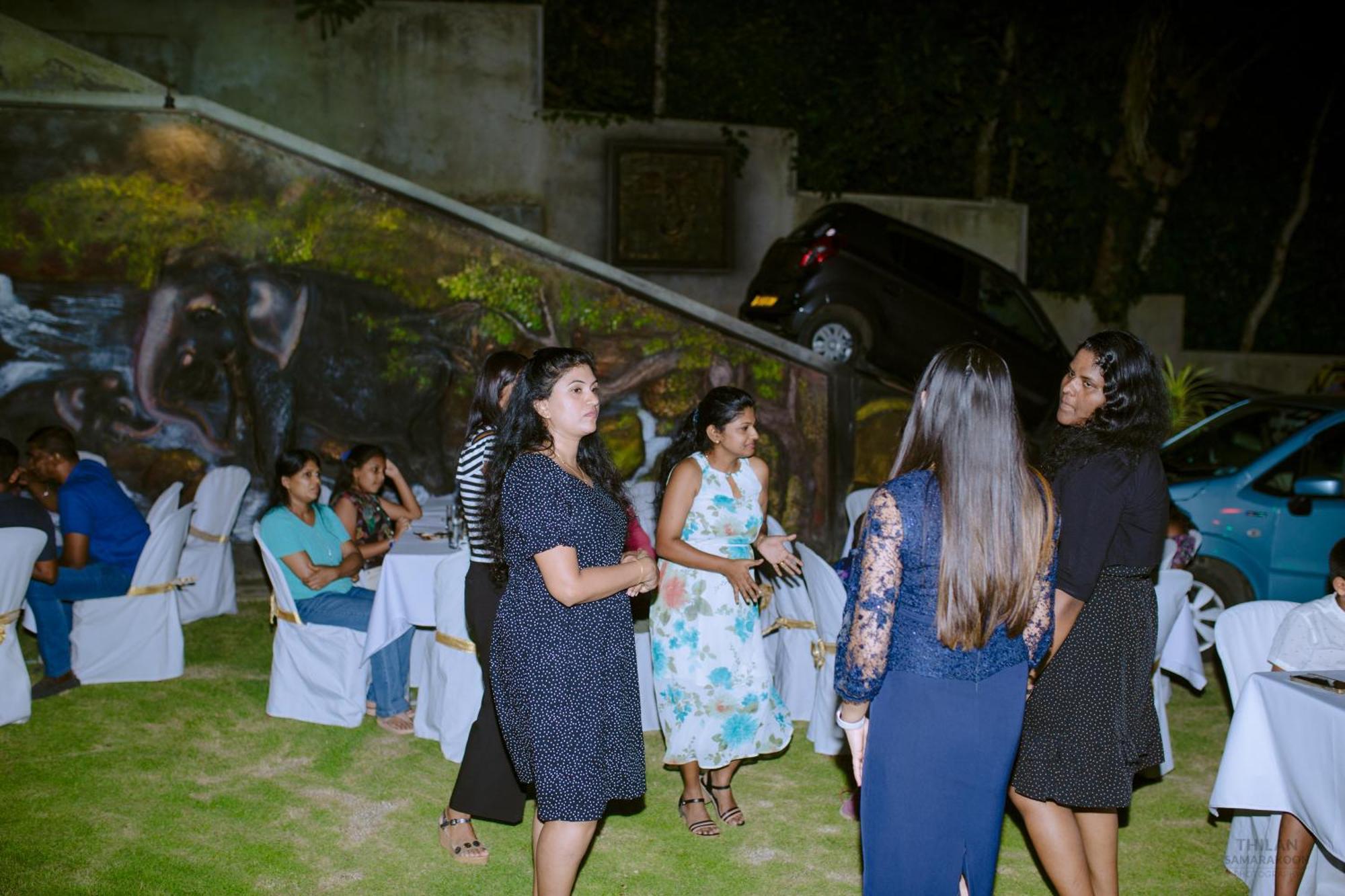 Heaven Palace Kandy Bagian luar foto